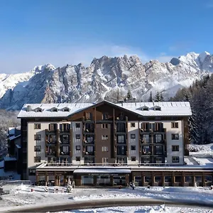 tofana-cortina.hotelinveneto.com/